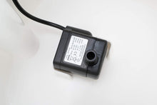 Lade das Bild in den Galerie-Viewer, Katzen/Hunde Trinkbrunnen, Katzenbrunnen Wasserbrunnen mit Aktivkohlefilter 2L (Silber)