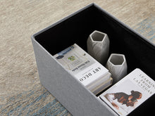 Lade das Bild in den Galerie-Viewer, Sitzbank mit Stauraum, Aufbewahrungsbox,faltbar,max.Belastbarkeit300kg,120 L,114x38x38cm,MDF-Platte und Leinenimitat.(Hellgrau)