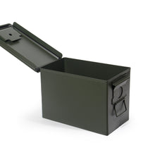 Lade das Bild in den Galerie-Viewer, Munitionskiste Abschließbar, US Ammo Box, Patronenbox, Aufbewahrungsbox für Lithiumbatterien, Armeegrün
