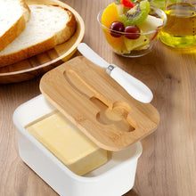 Lade das Bild in den Galerie-Viewer, Butterdose Keramik mit Holzdeckel , 250g Butter Aufbewahrung , Butterbox Porzellan vintage Buttermesser
