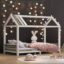 Lade das Bild in den Galerie-Viewer, Spielbett Hausbett 200x90, Tricolor Spleißholzlatten Dekorative Hausform, Rausfallschutz Kinderbett, Massivholz Kinderbett mit Lattenrost, weiß
