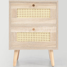 Lade das Bild in den Galerie-Viewer, 2er Set Nachttisch Nachtschrank Beistelltisch, 2 Schubladen, Eiche Rattan,Schubladenfronten aus Rattangeflecht,Sofatisch passend zu jedem Bett &amp; Schlafzimmer - H55/B40/T40 cm
