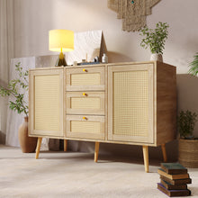 Lade das Bild in den Galerie-Viewer, Kommode mit 2 Türen und 3 Schubladen, Rattan Sonoma Eiche, Verstellbare Ablage, Massivholzfüßen, für Wohnzimmer Schlafzimmer-120 x 82 x 40 cm (B/H/T)
