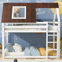 Lade das Bild in den Galerie-Viewer, Hausbett, Etagenbett mit rechtwinkliger Leiter, Kinderbett, mit Fallschutz und Zäune, Rahmen aus Kiefernholz, braunes Dach, weißes Bett (200x90cm)
