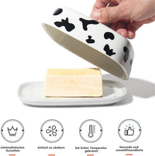 Lade das Bild in den Galerie-Viewer, Butterdose - Hochwertige Butterglocke aus Keramik - Butter Dish für alle gängigen Butter (250g) - Butterschale Porzellan (Kühe)
