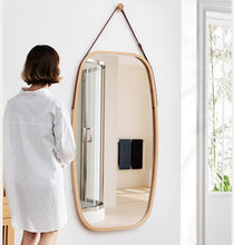 Lade das Bild in den Galerie-Viewer, Wandspiegel ，Großer Wandspiegel aus Bambus in ovaler Form
